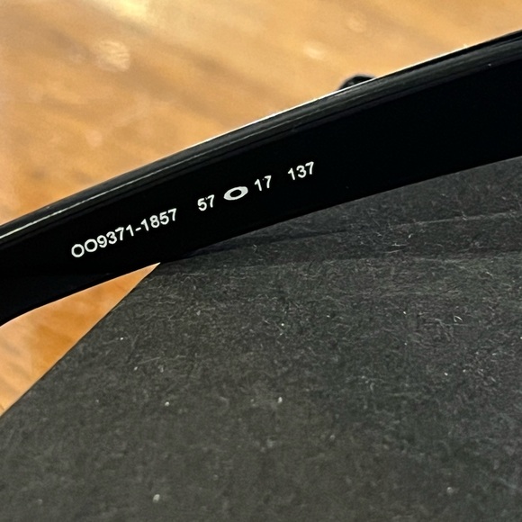 Oakley CrossRange black prizm sunglasses - Picture 12 of 12